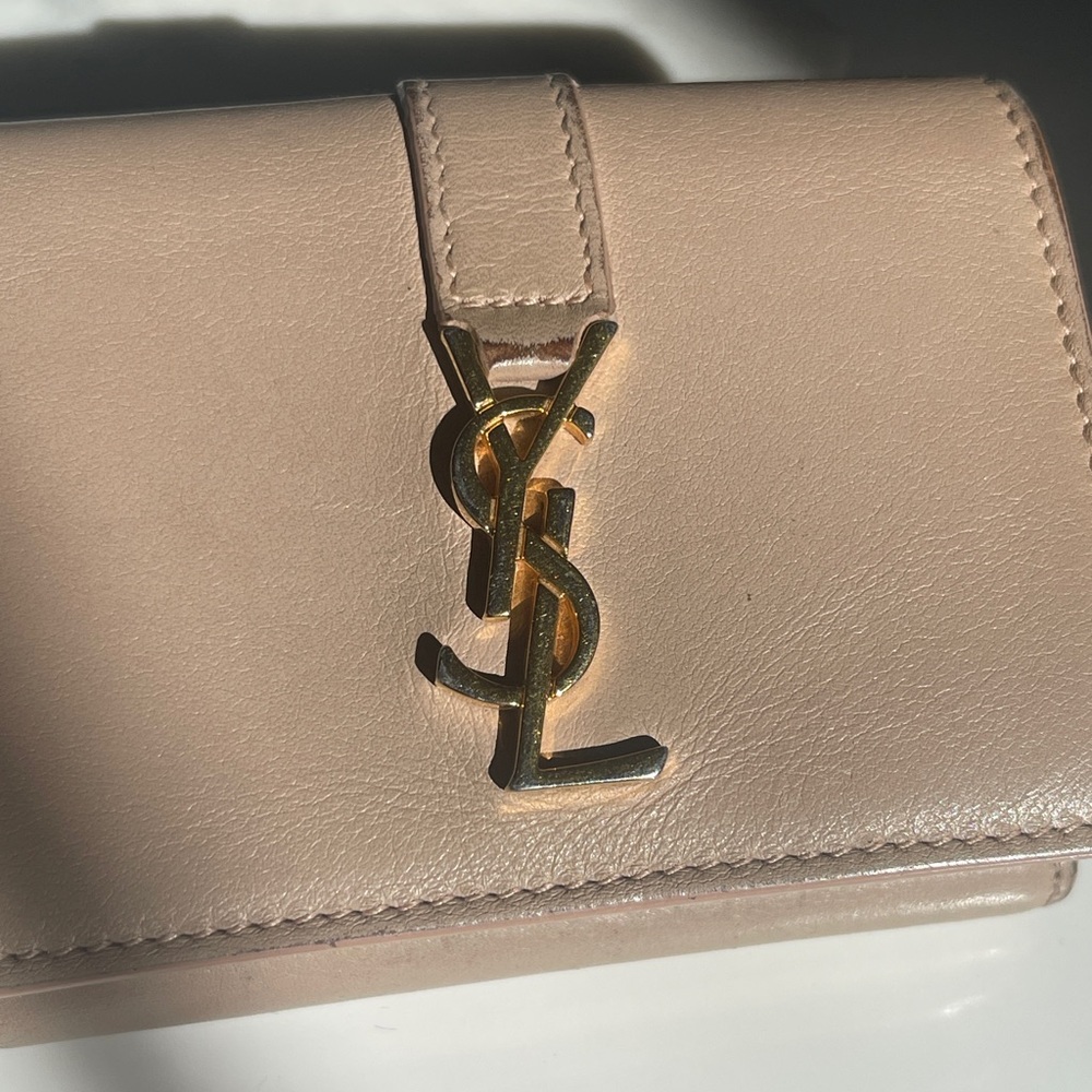 YSL Beige Leather Compact Wallet with Gold Logo - Picture 9 of 14